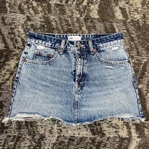 ZARA Distressed Denim Mini Skirt Jean Skirt Size Small Lightwash